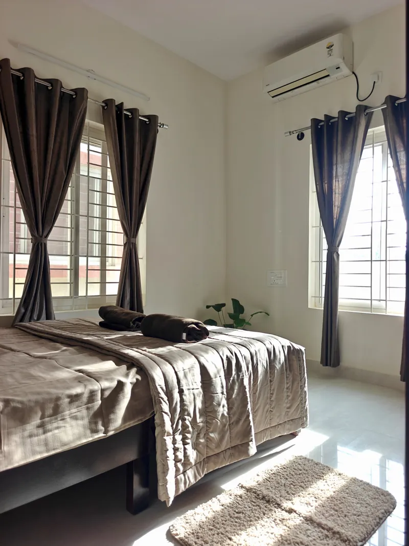 Bedroom with AC at The Cozy Taana, Hoskote
